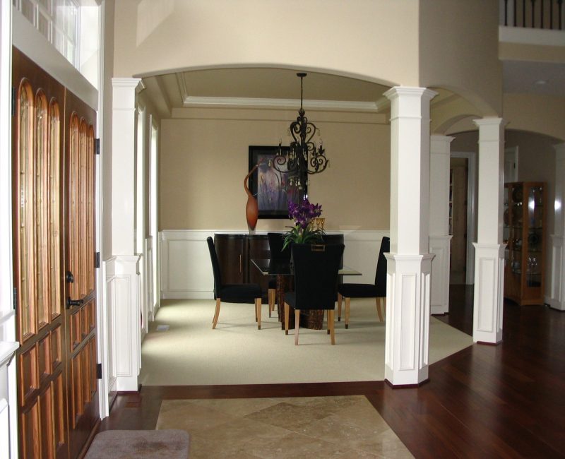 Dining room from the entry