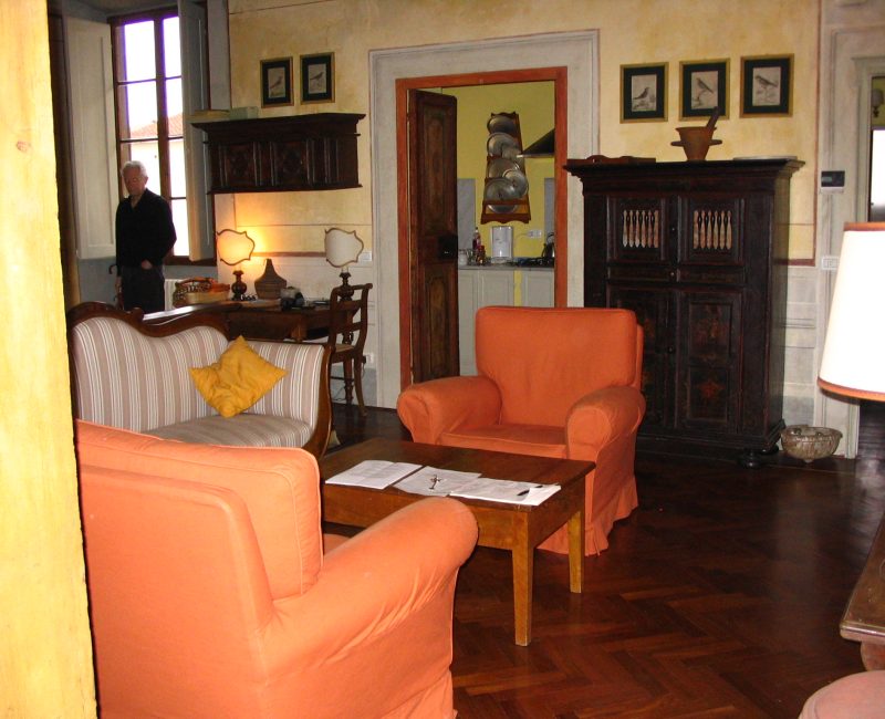 Our apartment in a 15th century building in Florence on the Borgo Pinti